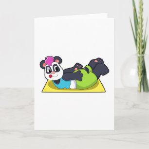 Tarjeta Panda en Yoga sobre esterilla de Yoga