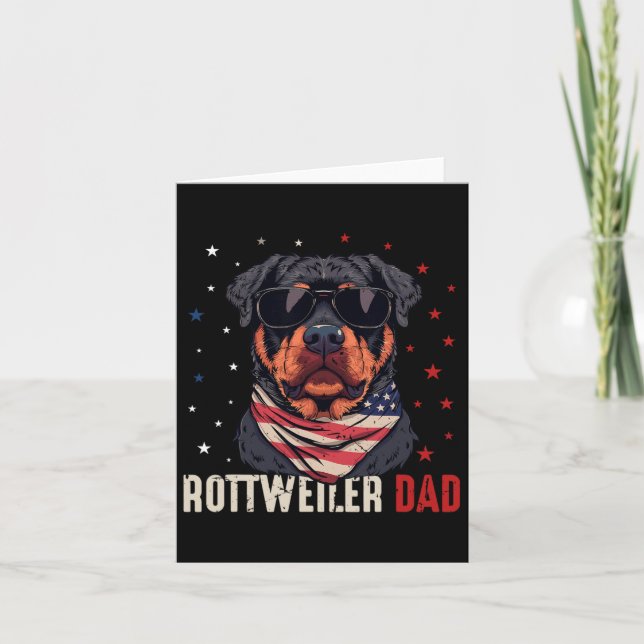 Tarjeta Papá Rottweiler Divertido De EE. UU. Celebra El 4  (Anverso)