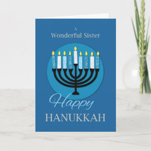 Tarjeta Para hermana Menorá de Hanukkah en azul oscuro