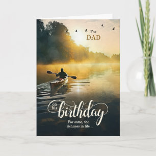 Tarjeta Para papá en su cumpleaños remando en kayak en el