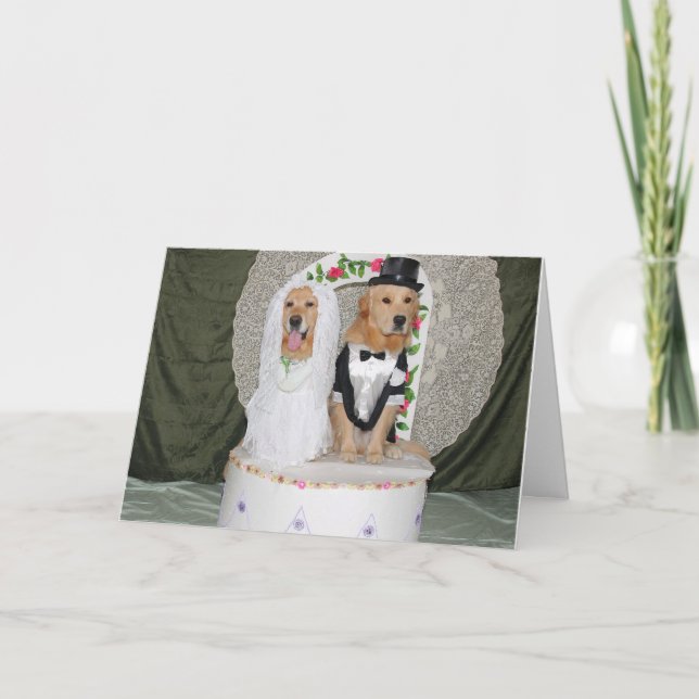 Tarjeta Pareja Boda dorada encima del pastel (Anverso)