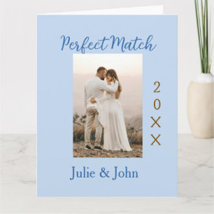 Tarjeta pareja de foto del año nombre azul moderno m