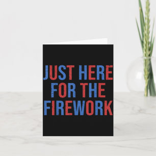 Tarjeta Pareja divertida aquí para los fuegos artificiales