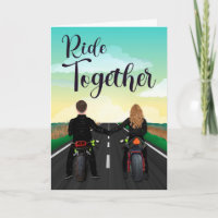 Pareja en motocicletas por feliz aniversario