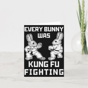 Tarjeta Pascua divertida donde cada conejo luchaba Kung Fu