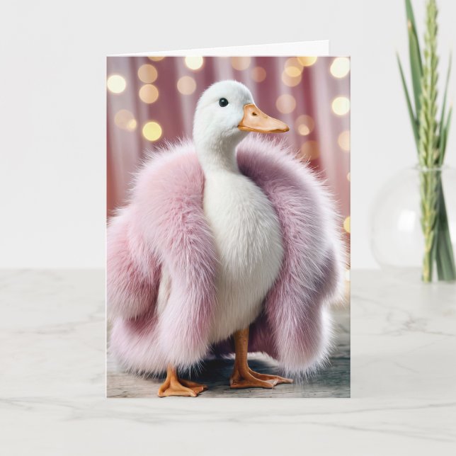 Tarjeta Pato de cumpleaños con un abrigo de pieles rosados (Anverso)
