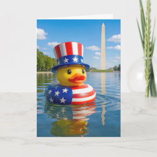 Tarjeta Pato del 4 de julio flotando en la piscina de refl