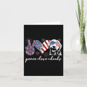 Tarjeta Peace Love Doods Goldendoodle Bandera Estadouniden