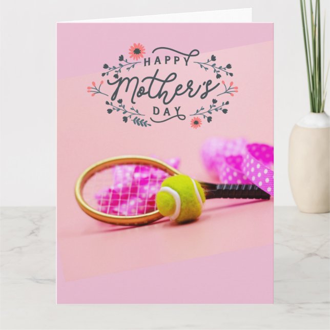 Tarjeta Pelota de tenis sobre rosa para el día de la madre (Anverso)