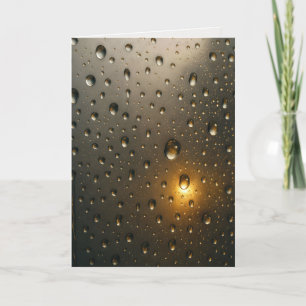 Tarjeta Pensando en las gotas de lluvia con brillo dorado