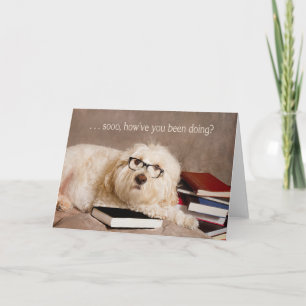 Tarjeta PENSANDO EN USTEDES - Perro tedioso en lecturas de