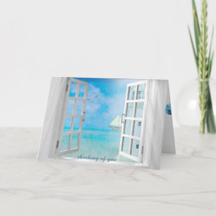 Tarjeta pensar en una ventana abierta con faro blanco