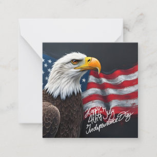 Tarjeta Pequeña Águila calva con bandera americana arte del 4 de j