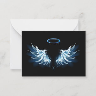 Tarjeta Pequeña Alas del Ángel Azul brillante sobre fondo negro