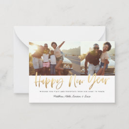 Tarjeta Pequeña año nuevo feliz para el oro del presupuesto