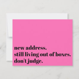 Tarjeta Pequeña Aún viviendo fuera de las cajas no juzgan la tarje