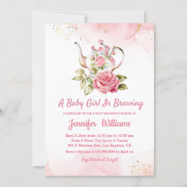 Tarjeta Pequeña baby girl is brewing pink tea party invitation 