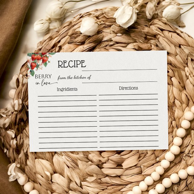 Tarjeta Pequeña Berry in Love Strawberry Bridal Shower Recipe (Subido por el creador)