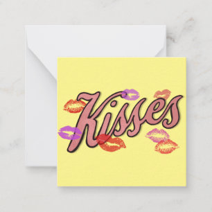 TARJETA PEQUEÑA BESOS EN LOS LABIOS