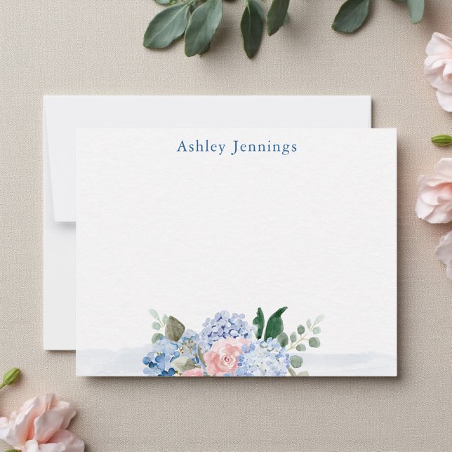 Tarjeta Pequeña Blue & Blush Watercolor Floral Note Card (Elegant personalized stationery with pastel hydrangeas and roses)