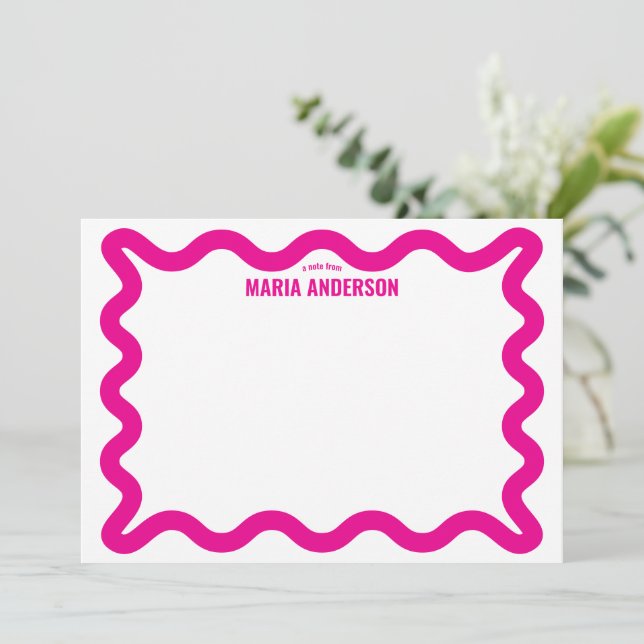 Tarjeta Pequeña Borde ondulado rosa retro personalizado (Anverso de pie)