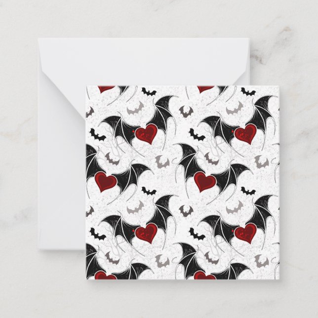 Tarjeta Pequeña Corazón de Halloween con alas de murciélago negras (Anverso)