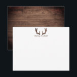 Tarjeta Pequeña Cuerno de venado caza cazador madera oscura rústic<br><div class="desc">Este diseño presenta astas de ciervo rústicas con espacio para un nombre/texto debajo y un fondo de madera oscura. Haga clic en el botón personalizar si desea ajustar los elementos del diseño y/o modificar aún más el texto. Variaciones de este diseño, colores adicionales, así como productos coordinados están disponibles en...</div>