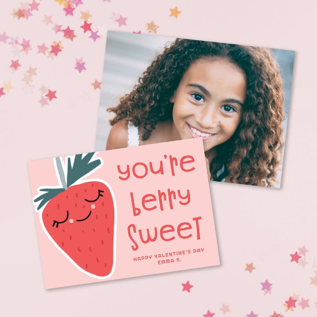 Tarjeta Pequeña Cute Kawaii Berry Sweet Classroom Valentine Photo (Subido por el creador)
