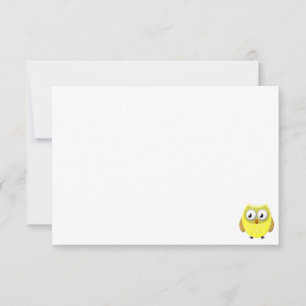 Tarjeta Pequeña Dibujo animado de búho bebé en blanco