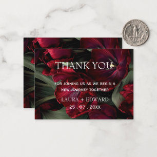 Tarjeta Pequeña diseño de boda floral borgoña con vino rico