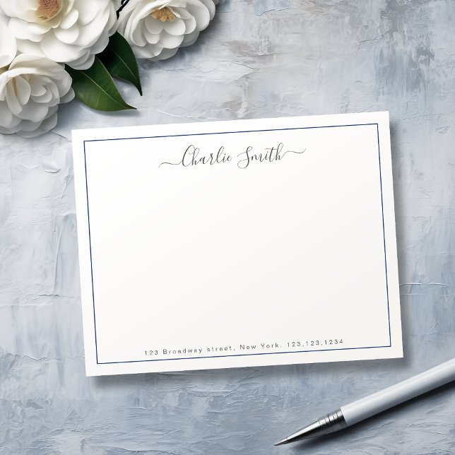 Tarjeta Pequeña Diseño de fondo personalizado con borde azul simpl (Simple script blue border personalized stationery note card)