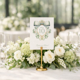 Tarjeta Pequeña Elegant Crest with Sage Green Bow Table Number