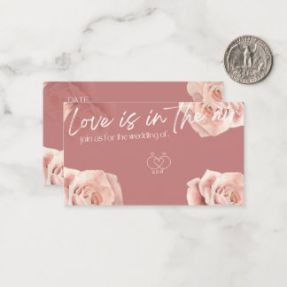 Tarjeta Pequeña Elegant Rose Wedding invitation-Love is in the Air