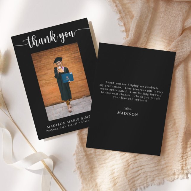 Tarjeta Pequeña Elegante Script Black Graduation Photo You (Subido por el creador)