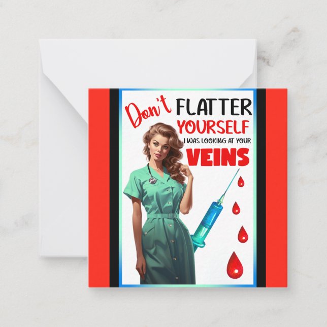 Tarjeta Pequeña Enfermera nostálgica linda no te engaña (Anverso)