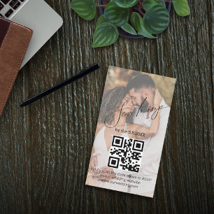 Tarjeta Pequeña escritura a mano elegante rsvp qr boda de código f