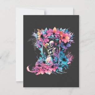 Tarjeta Pequeña Esqueletos enamorados. Un ramo de flores.