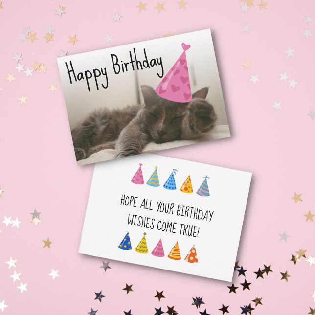 Tarjeta Pequeña feliz cumpleaños lindo gato con foto de gorra rosa (Subido por el creador)