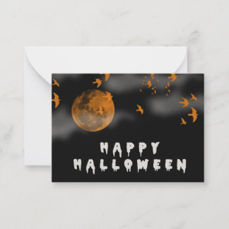 Tarjeta Pequeña Feliz Halloween con luna llena