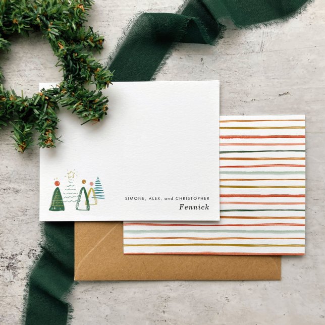 Tarjeta Pequeña Fiesta de acuarela moderna navideña (Watercolor Christmas trees and striped backer personalized holiday note cards.)