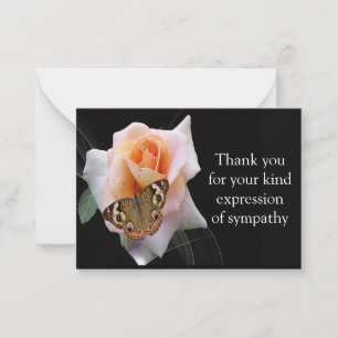 Tarjeta Pequeña Florecimiento de la flor Rosa después de las tarje