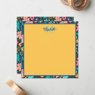 Tarjeta Pequeña Flores de primavera en un monograma negro