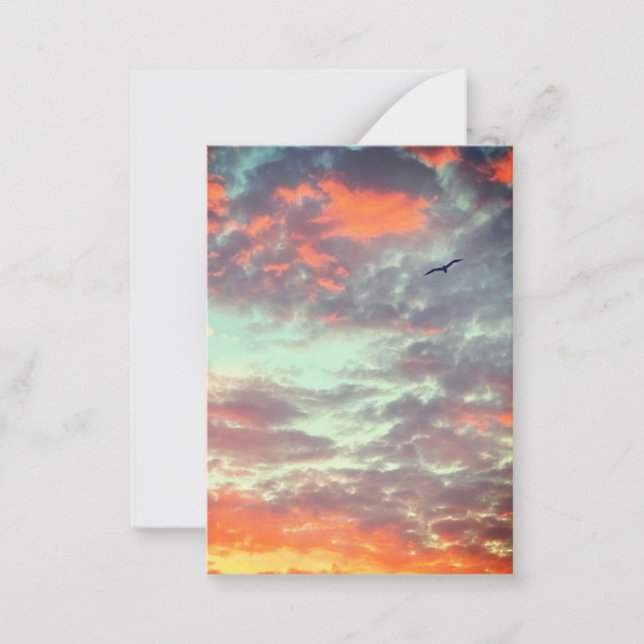 Tarjeta Pequeña Flying Bird in Clouds Photo (Anverso)