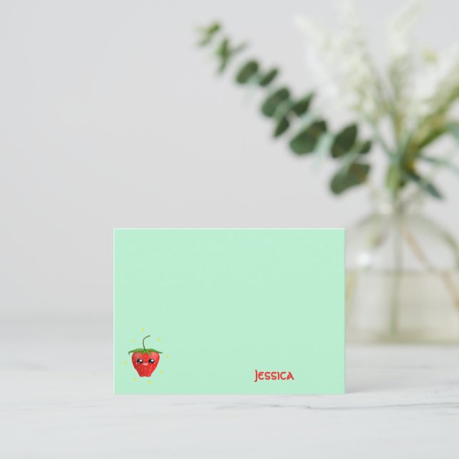 Tarjeta Pequeña Fruto de fresa monograma kawaii en turquesa (Anverso de pie)