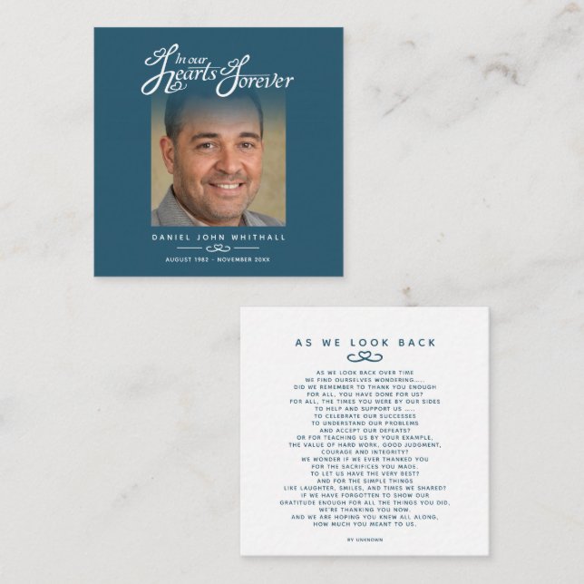 Tarjeta Pequeña Funeral en nuestros corazones Mientras miramos hac (Anverso / Reverso)