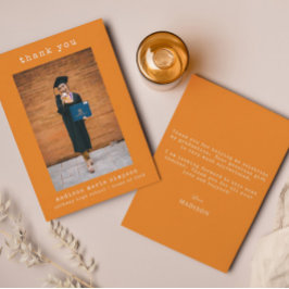 Tarjeta Pequeña Graduación Minimalista Gracias Foto Simple