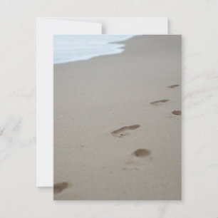 Tarjeta Pequeña Huellas en la playa