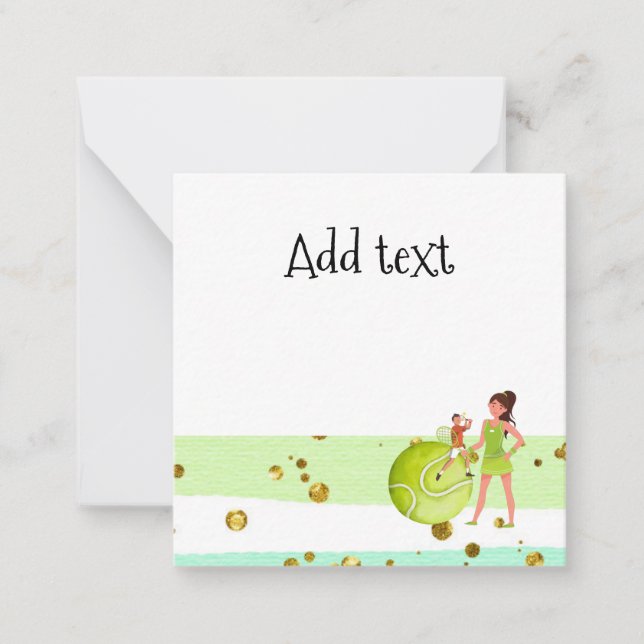 Tarjeta Pequeña Jugadora de tenis sostiene raqueta y bola (Anverso)
