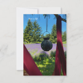 Tarjeta Pequeña Lantern y Lavender Field