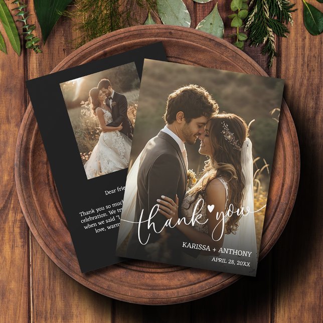 Tarjeta Pequeña Moda Boda de corazón. (Chic Heart Wedding Photo Thank You Note Cards feature your thank you on the back.)